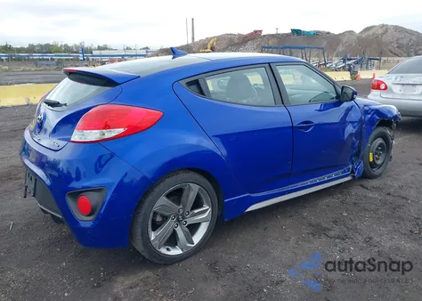 2015 Hyundai Veloster Turbo z USA, uszkodzony, nr VIN KMHTC6AE5FU224587
